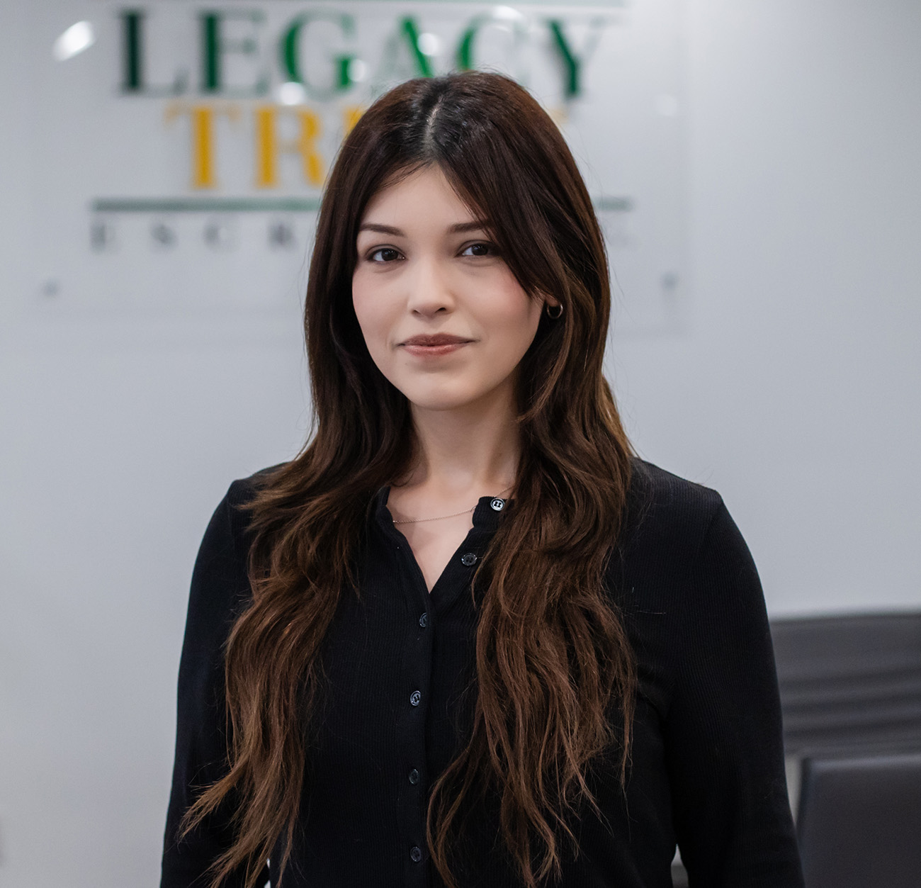 Luzmilla Munoz - headshot