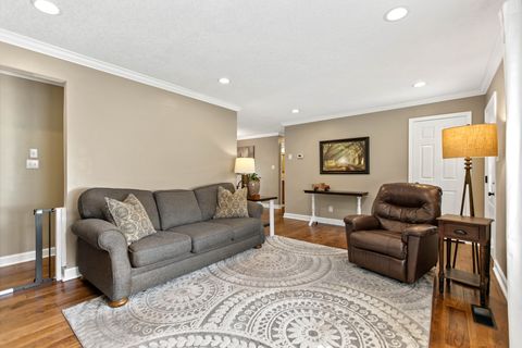 11029 Hughlan Dr-7