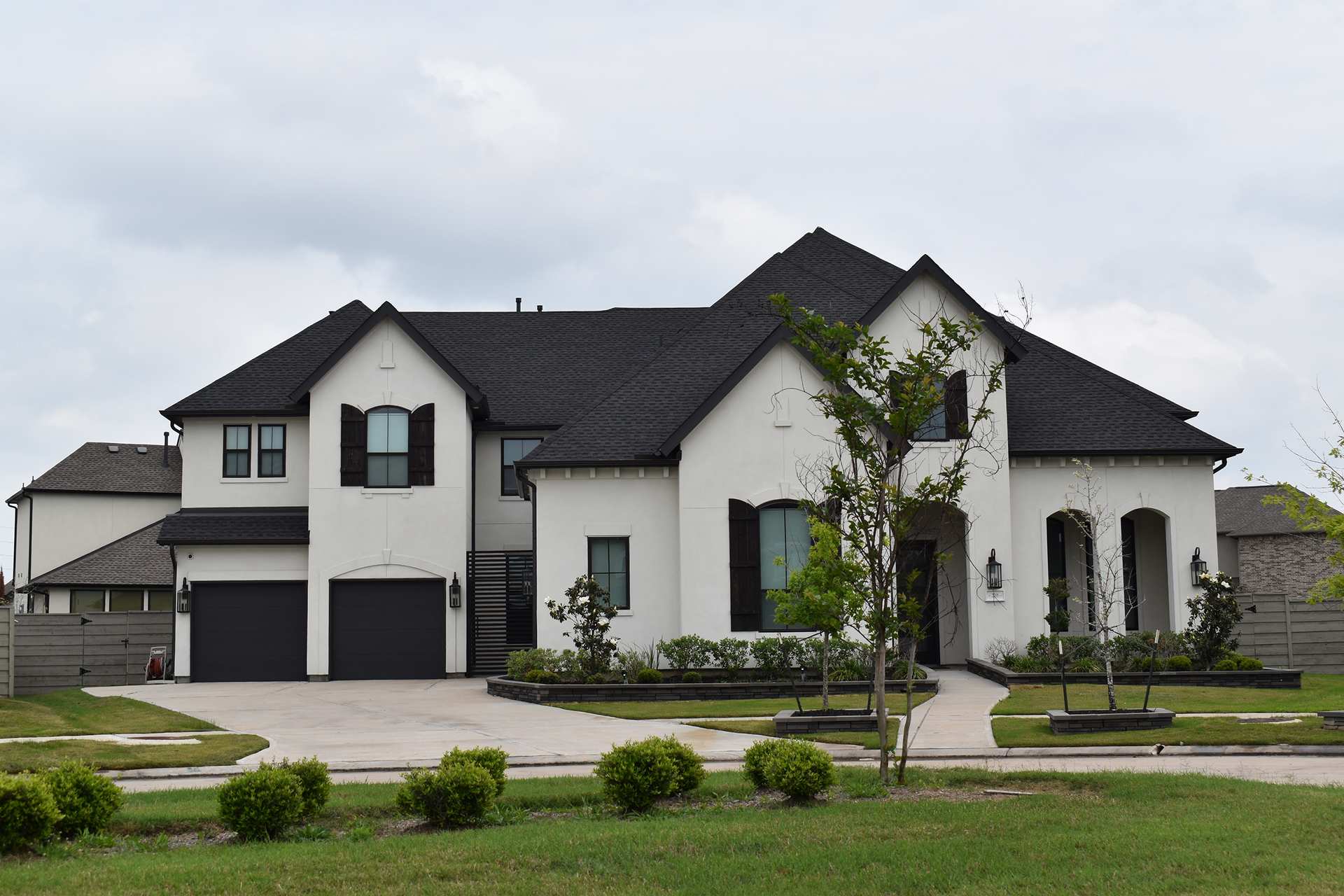 home_exterior-16