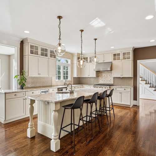 What Fast-Selling Homes Tell Us About the Housing Market
