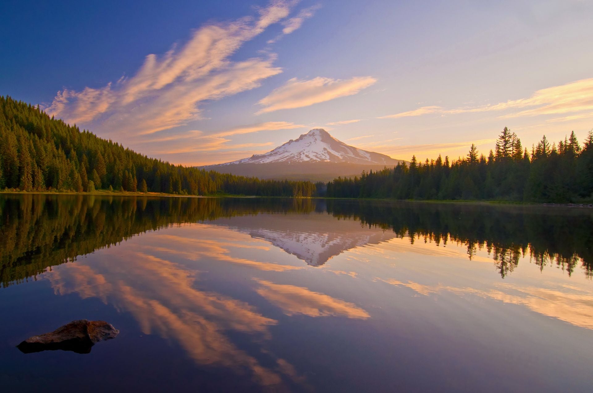 The Sunrise at Trillium Lake Oregon