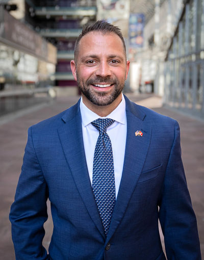 Travis Marschner Headshot