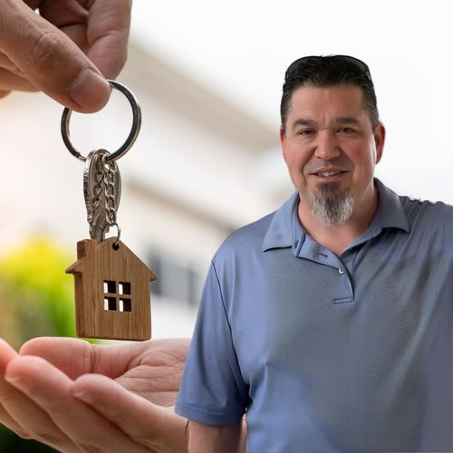 Can You Buy a New Home Before Selling Your Current One?