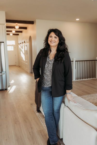 Lynette Team Member headshot