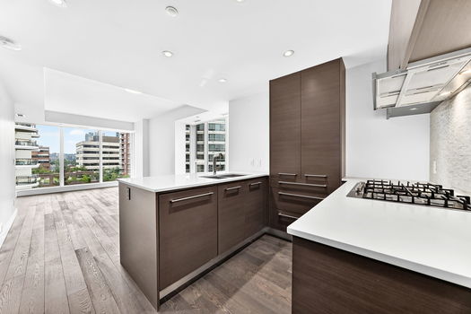 08.Photo.503-1025_5_Ave_SW_Calgary.076478
