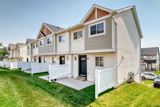 44.Photo.152_Pantego_Lane_NW_Calgary.076476
