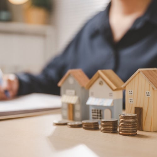 What is the Average Deposit for Buying a House in Ontario