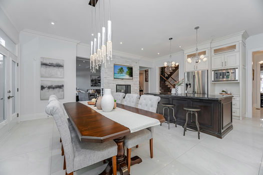 Durham Region House Interior Photo 007