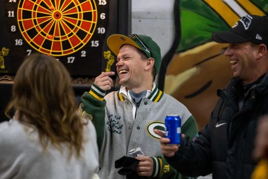 20231105-TakeActionRealty-Tailgating-57-1536x1025