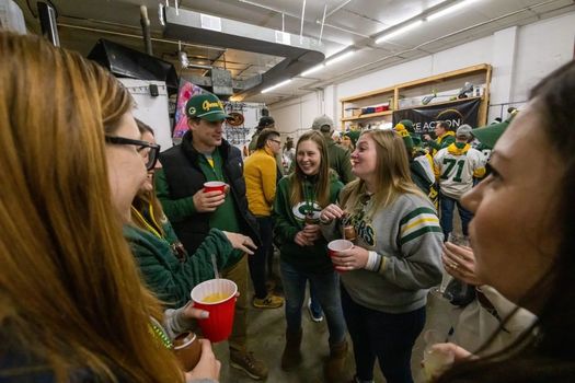 20231105-TakeActionRealty-Tailgating-94-1536x1025