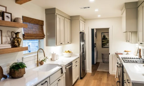 Renovate or Move? Why More Homeowners are Choosing …