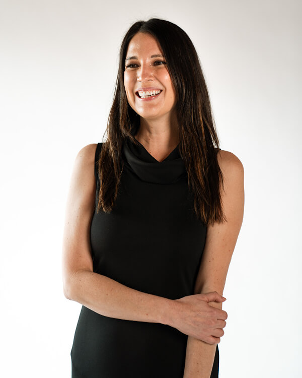 Julia O'Buckley (headshot)
