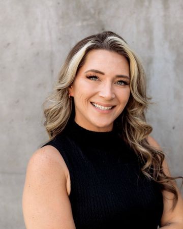 Kristin Cotten