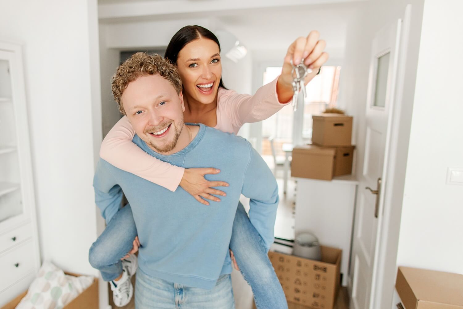 posing in new apartment on moving day