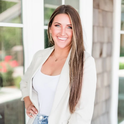 Paige Powers Headshoot
