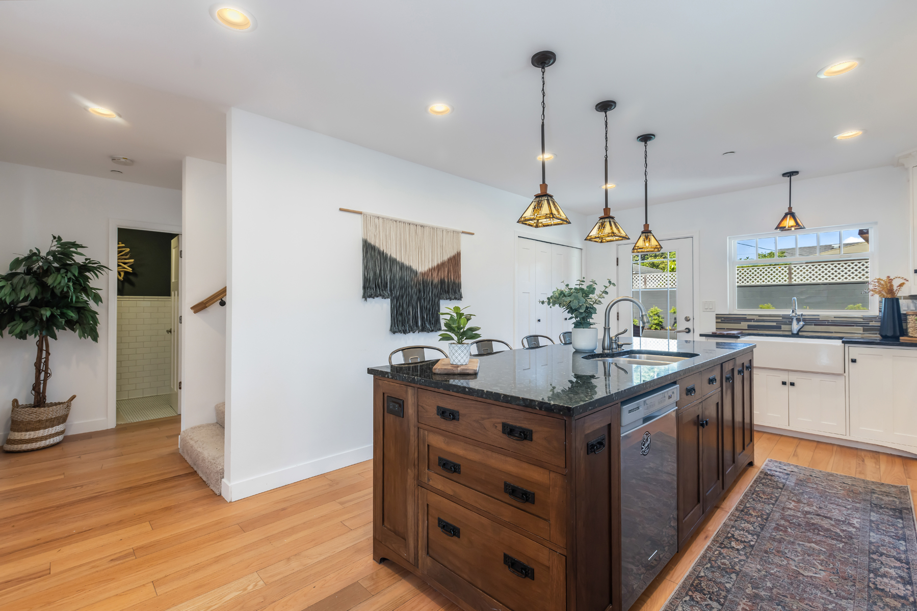 702Firmona-35