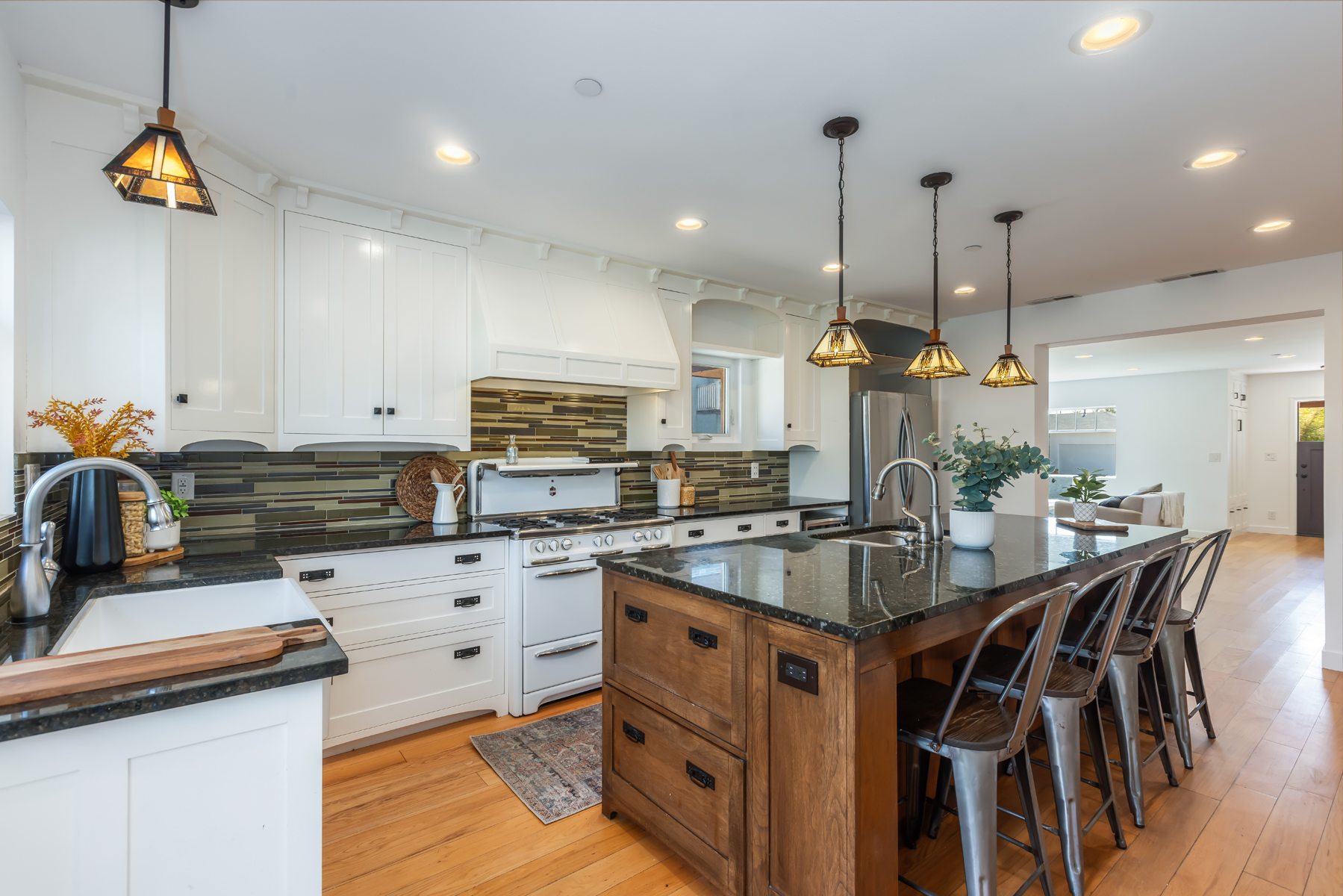 702Firmona-43