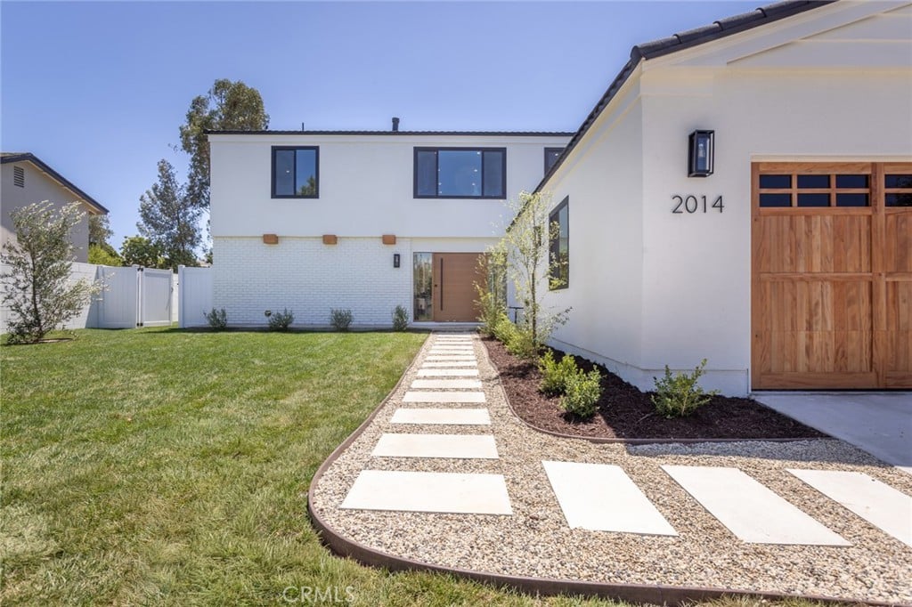 Behind the Sale: 2014 Via Nova, Lomita, CA