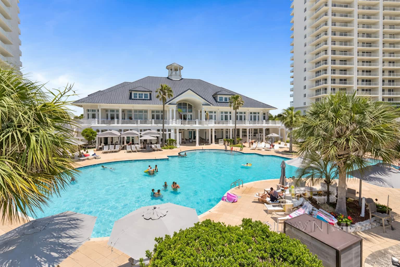 The Beach Club (6)