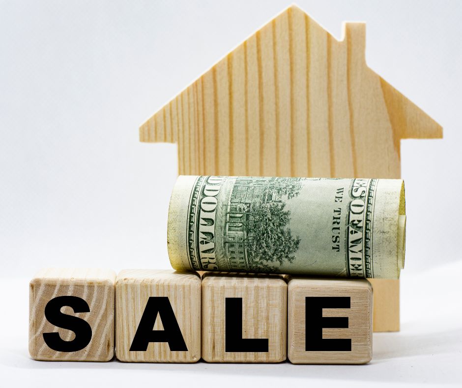 Should You Sell First or Buy First? A Guide for Okotoks Homeowners