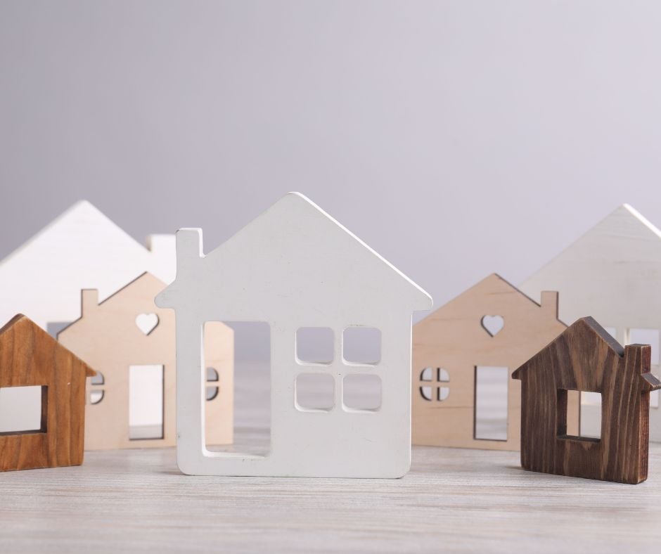 Buying New Construction vs Resale Homes: Pros and Cons