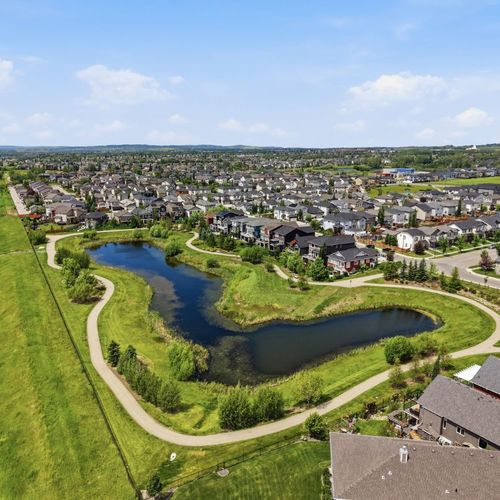 The Best Family-Friendly Neighbourhoods in Okotoks (2026 Guide)