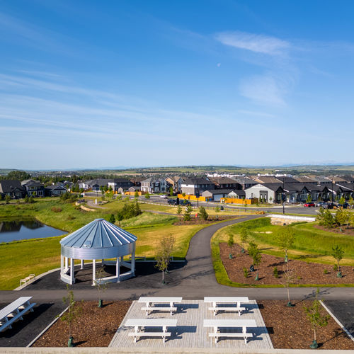 Living in Wedderburn Okotoks: Homes, Lifestyle and What Buyers Should Know