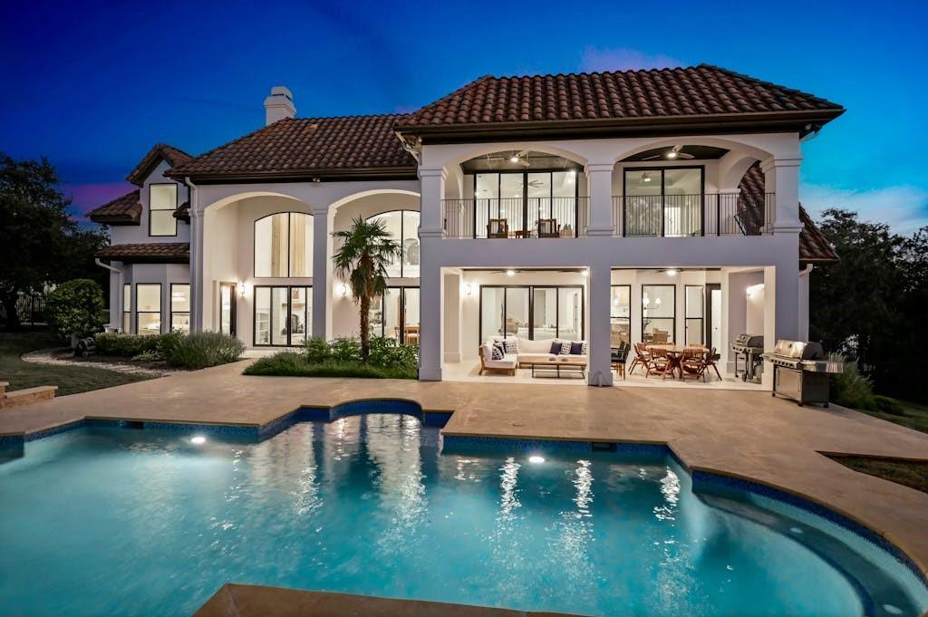 twilight-home-pool