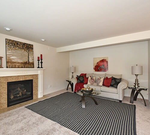 how-to-sell-your-house__stagging
