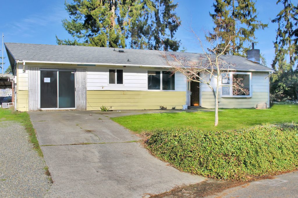 Home For Sale in Olympia 98516 8618 Queets Dr NE Washington Realty