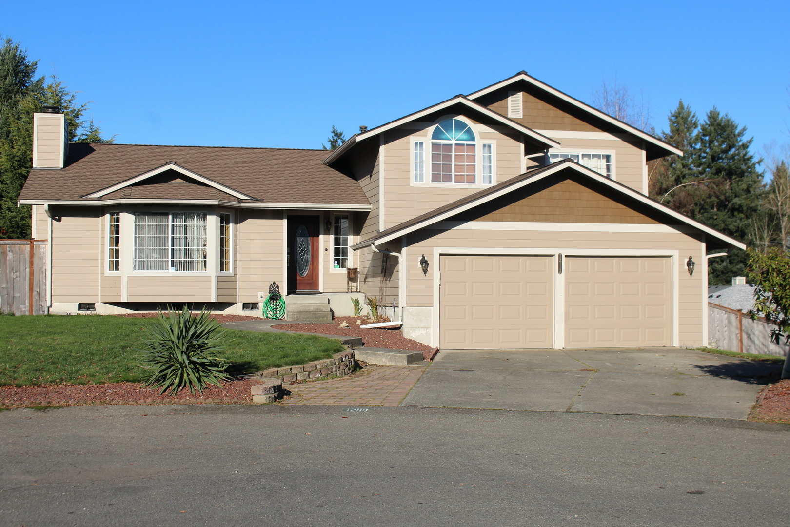 Home For Sale in Sumner 98391 12113 204th Ave Ct E Washington