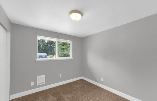 15-18707 59th Street E-15