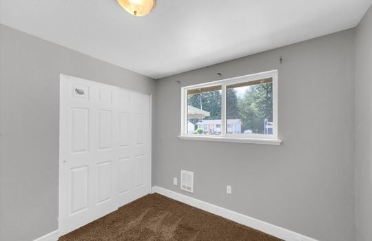 16-18707 59th Street E-16