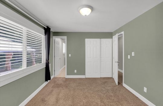 19-18707 59th Street E-19