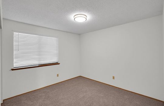 13-15719 63rd St Ct E-13