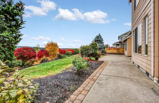 03-9615 183rd Ave E-3