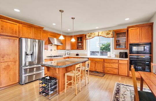 33-9615 183rd Ave E-33