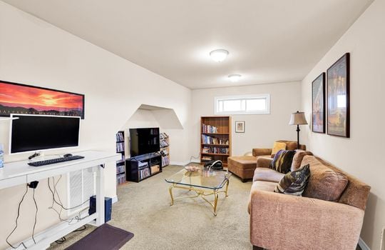 45-9615 183rd Ave E-45