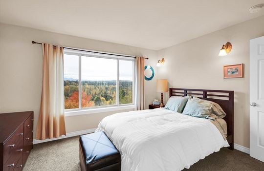 46-9615 183rd Ave E-46