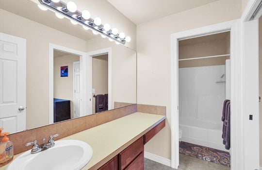 53-9615 183rd Ave E-53