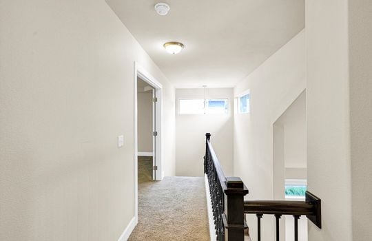 56-19213 134th St E-156