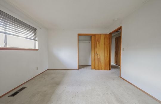 24-7233 Tacoma Avenue S-24