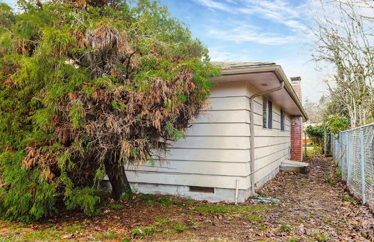 25-7233 Tacoma Avenue S-25