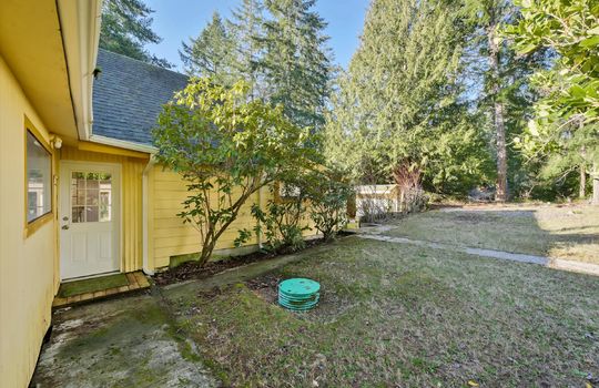 02-22115 Maple Drive-2