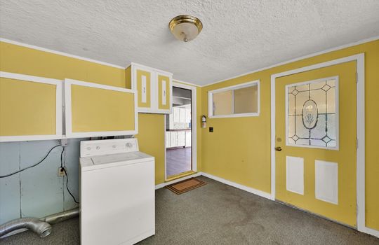 09-22115 Maple Drive-9