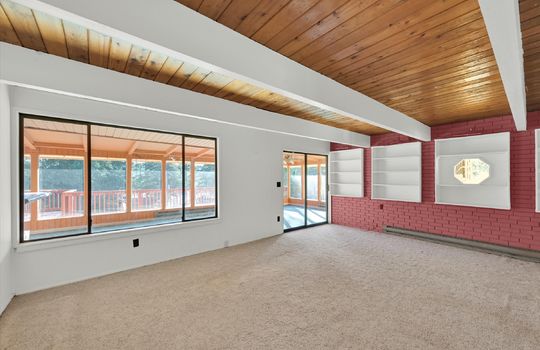 17-22115 Maple Drive-17