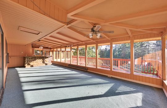 29-22115 Maple Drive-29