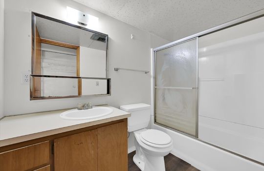 34-22115 Maple Drive-34