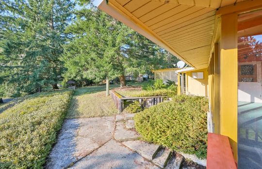 50-22115 Maple Drive-50