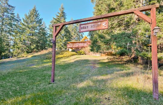 56-22115 Maple Drive-56